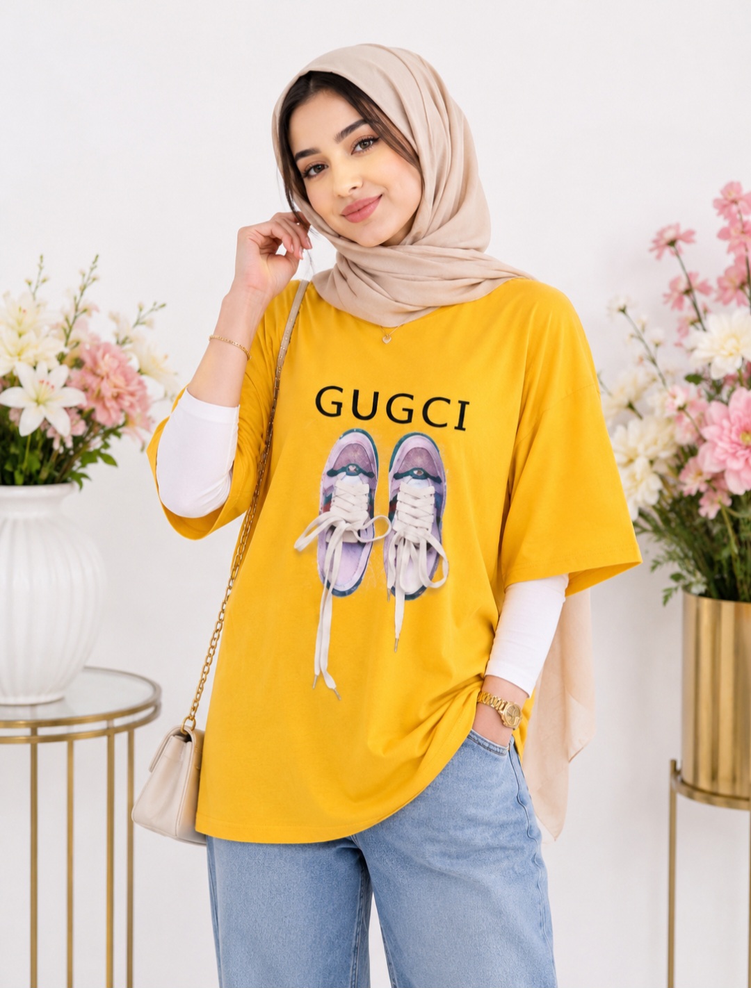تیشرت زنانه طرح کتانی گوچی کد ۰۳۰۱۱۸۳