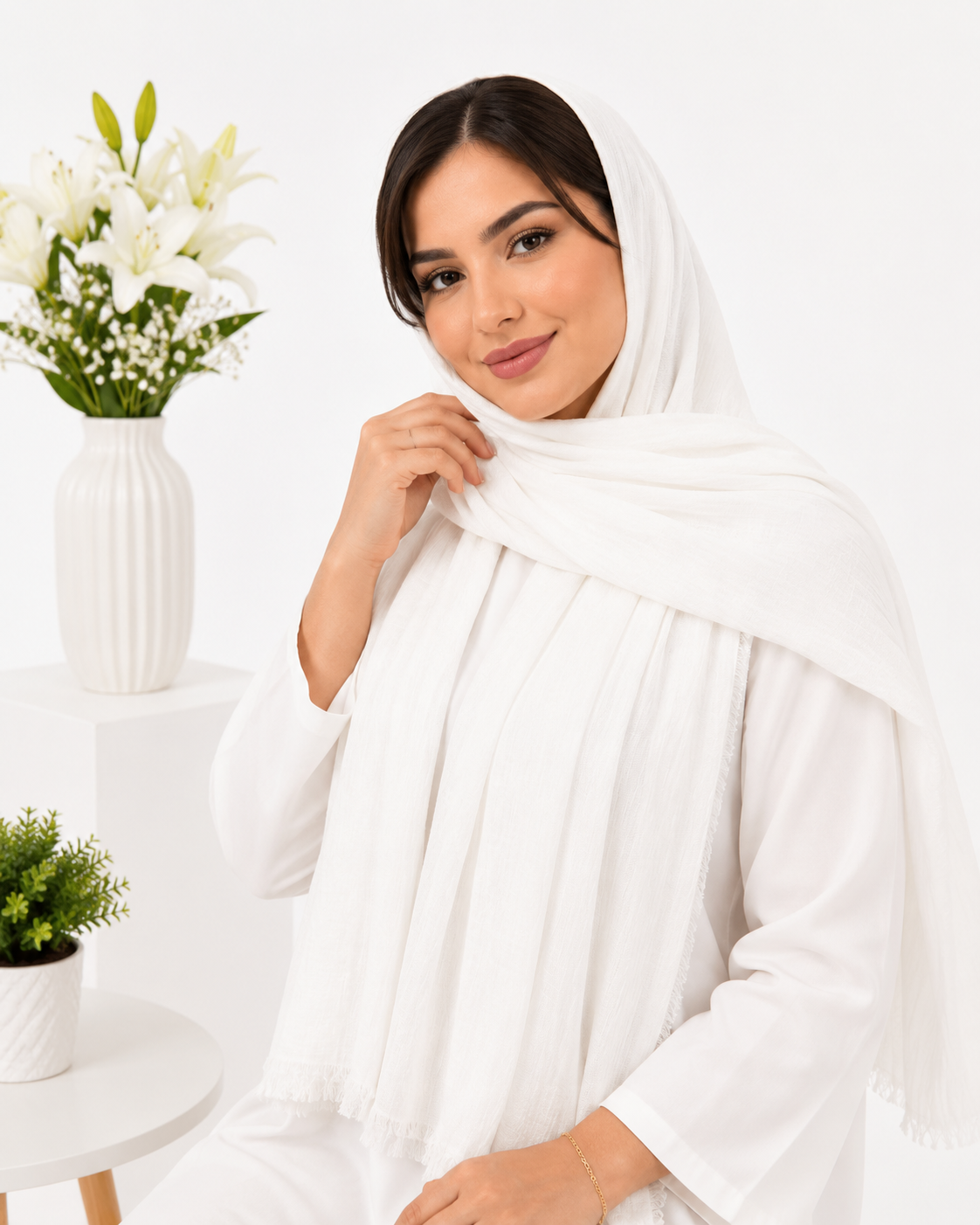 شال نخ کتان دور ریش مدل دورا کد ۰۳۱۰۲۲۳