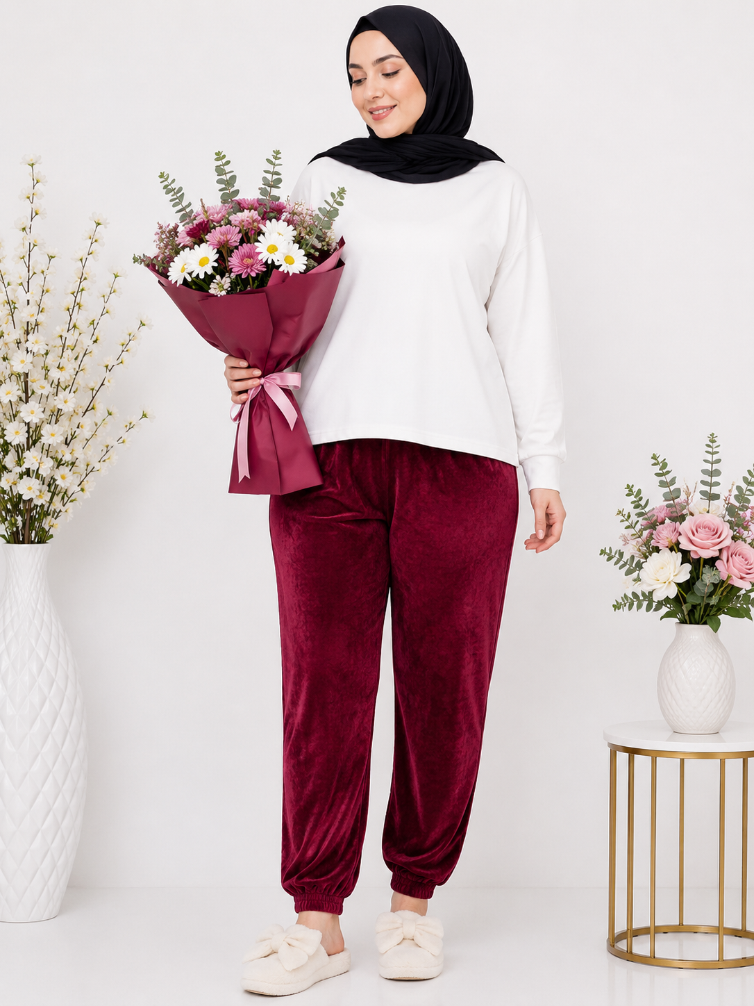 شلوار مخمل زنانه رعنا کد ۰۲۱۰۰۴۲