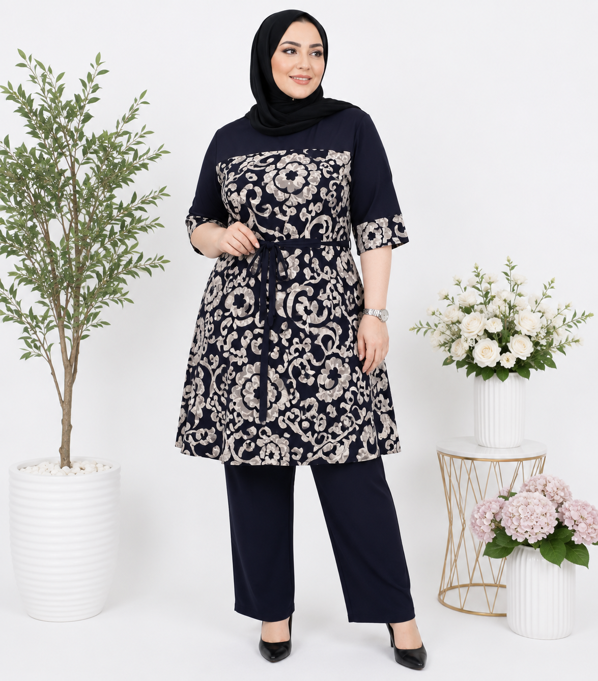 پیراهن مجلسی کوتاه زنانه مدل تارا کد ۰۵۰۶۱۱۲